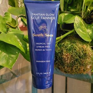 South Seas Self Tanner Tropical Tint caffeine Skin Tightening Lotion Violet Dark